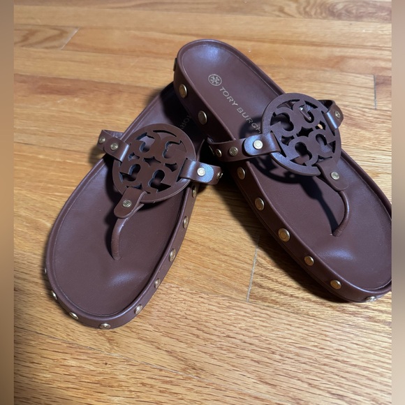 EUC-Tory Burch- Brown, Miller Cloud Coin Thong Sandals. Women’s Size 9 - Picture 2 of 10
